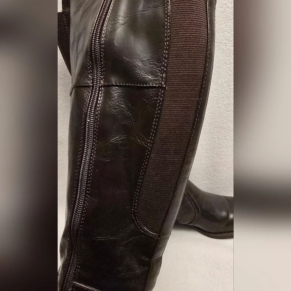 Rocio Black Knee-High Boots. 7